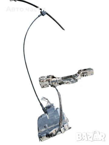 SCENIC II ДЪРЖКА НА ЗАДНА ДЯСНА ВРАТА 8200028464