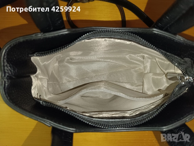 Малка черна дамска чанта, снимка 6 - Чанти - 51649405