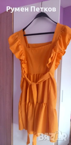 Жълта рокля., снимка 1