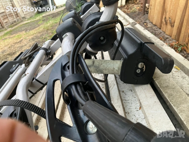 багажник за 3 бр. колела за теглич Peruzzo, снимка 5 - Аксесоари и консумативи - 51344093