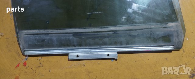 Задно Дясно Стъкло Лексус ИС200 N, снимка 2 - Части - 43147337