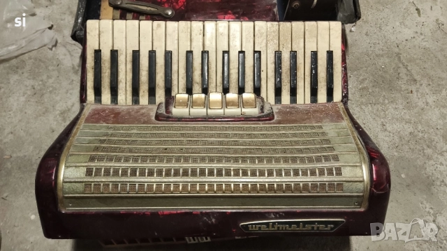 Акордеон Weltimeister, снимка 3 - Акордеони - 52006516