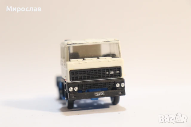 KIBRI 1:87 H0 DAF ВЛЕКАЧ КАМИОН МОДЕЛ КОЛИЧКА, снимка 2 - Колекции - 50851182