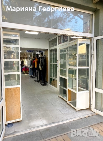 Търговско помещение в центъра на Горна Оряховица, снимка 3 - Магазини - 52405940
