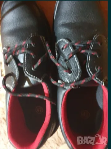работни обувки номер 37,38 и 42, снимка 2 - Дамски ежедневни обувки - 48465723