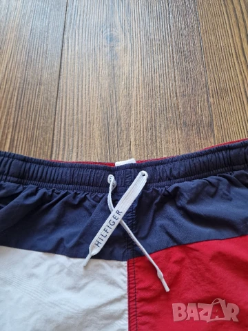 Страхотни детски юношески бански TOMMY HILFIGER размер 14- 16г, снимка 3 - Детско бельо и бански  - 51132906