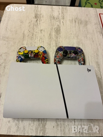 PlayStation 5+ 2 контролера + 2 игри подарък