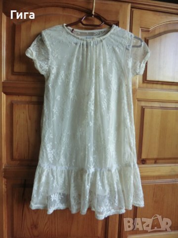 дантелна рокличка на Зара, снимка 1 - Детски рокли и поли - 37443173