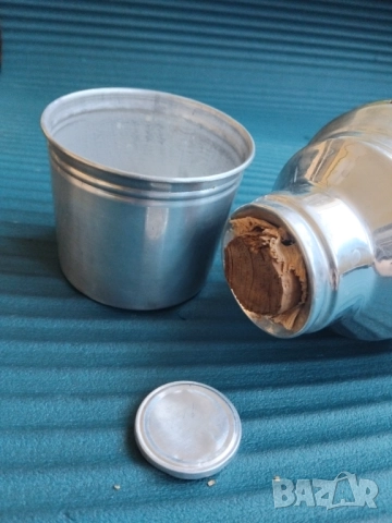 Термос 1 литър  - Sunflower, снимка 3 - Термоси - 52848050