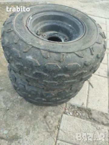 Гуми с джанти12-10-24, снимка 2 - Селскостопанска техника - 47558872