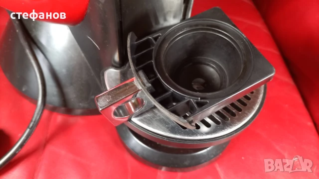 Кафе машина, капсули долче густо, KRUPS kp2106, на ЧАСТИ, снимка 4 - Кафемашини - 51266286