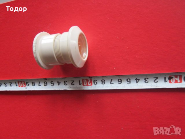 Бакелитова шпионка 