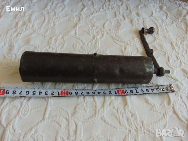 Автентична стара кована мелничка, снимка 6 - Антикварни и старинни предмети - 28040447