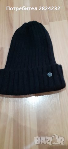 Шапка на BUGATTI , снимка 1