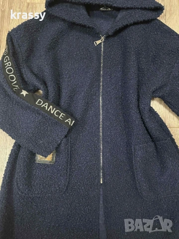 Голямо тънко дамско палто от букле с качулка (размер 3ХЛ), снимка 2 - Якета - 53193474