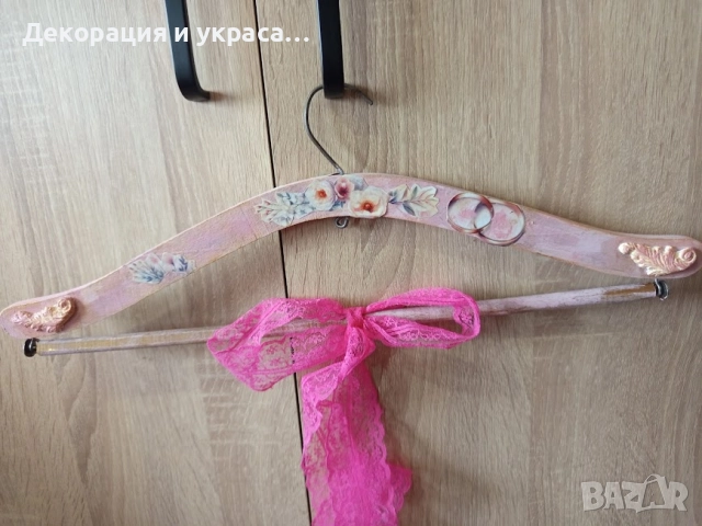 Закачалки за сватба с декупажна техника