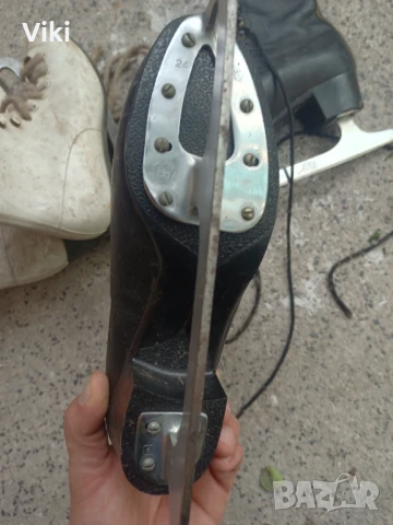 Ретро кънки 2 чифта , снимка 3 - Антикварни и старинни предмети - 51417688