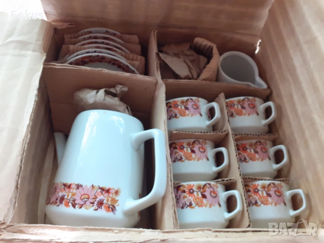 Стар български порцеланов сервиз за чай