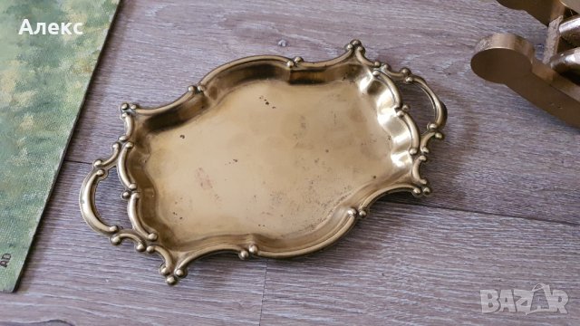 Изящно старо бронзово подносче., снимка 1