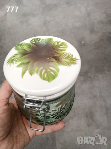 бурканчета , снимка 2 - Буркани, бутилки и капачки - 43610630