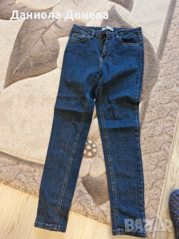 Дрехи и обувки на символични цени, снимка 8 - Дънки - 51936408