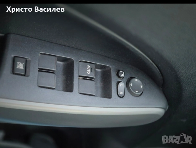 Mazda 2 1.3i газ/бензин 2012, снимка 6 - Автомобили и джипове - 51556625