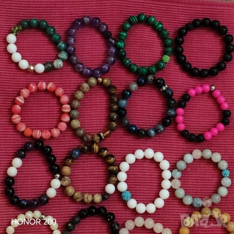 Гривни от полускъпоценни и скъпоценни камъни. , снимка 2 - Гривни - 53580704