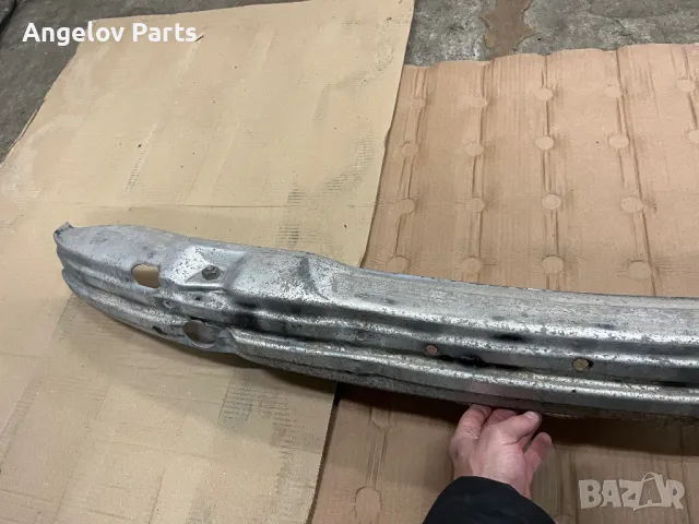 Гредата на предната броня за BMW E39 (преди фейса), снимка 4 - Части - 48911580