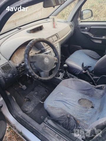 Опел Мерива 1.6 16V 101 Коня Климатроник, снимка 5 - Автомобили и джипове - 52589050