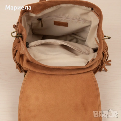 Велурена дамска раница с ресни и метални нитове – бохо стил и практичност, снимка 5 - Раници - 53342719