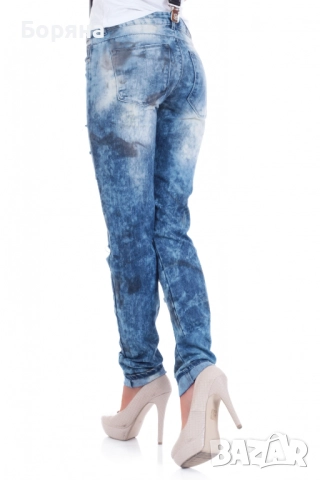 Caramella Fashion нови с етикет уникални дънки с разрези, снимка 6 - Дънки - 52815944