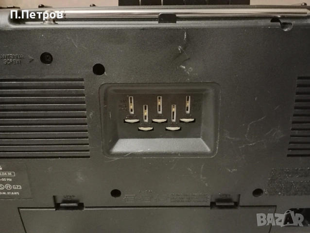 GRUNDIG RR 465 радиокасетофон, снимка 11 - Радиокасетофони, транзистори - 53479909