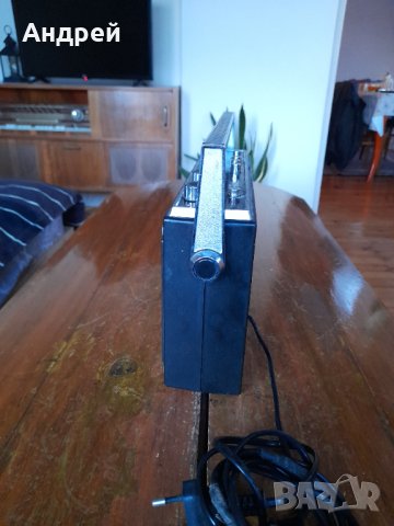 Стар радио,радиоприемник Unitra Azymut, снимка 4 - Антикварни и старинни предмети - 43989536