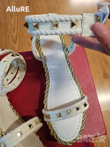 Valentino Дамски Сандали Налични 39 40, снимка 8 - Сандали - 49506193