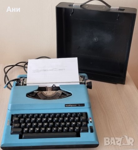 Пишеща машина Хеброс 300, снимка 2 - Антикварни и старинни предмети - 44129141