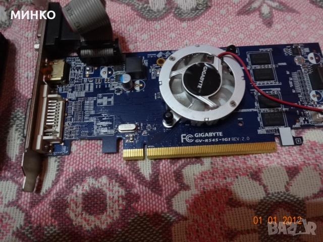 3 видеокарти, снимка 3 - Видеокарти - 51769943