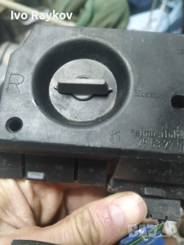 Платка , крушки за Audi 80 90 S2 B4 , 29632202 , снимка 4 - Части - 53510687