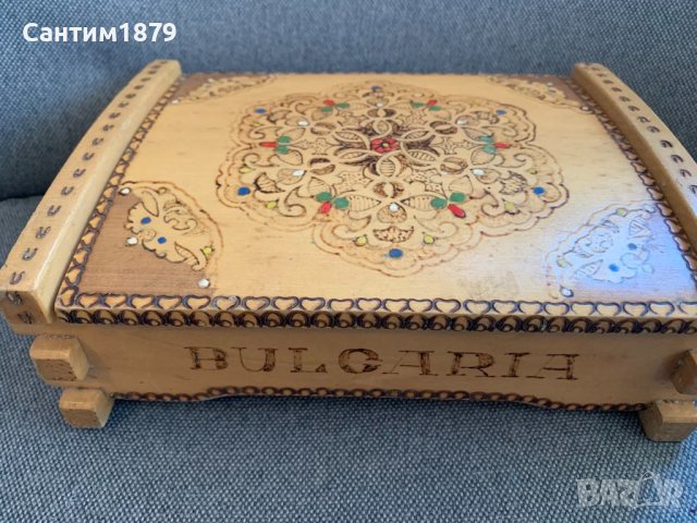 Българска голяма дървена красива етно кутия-11, снимка 1 - Антикварни и старинни предмети - 43996660
