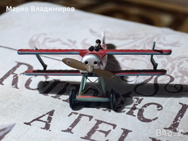 Метален самолет foker DRi 425, снимка 6 - Колекции - 51556595