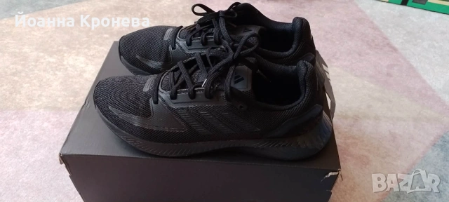 Дамски спортни обувки Adidas, снимка 2 - Маратонки - 53109179