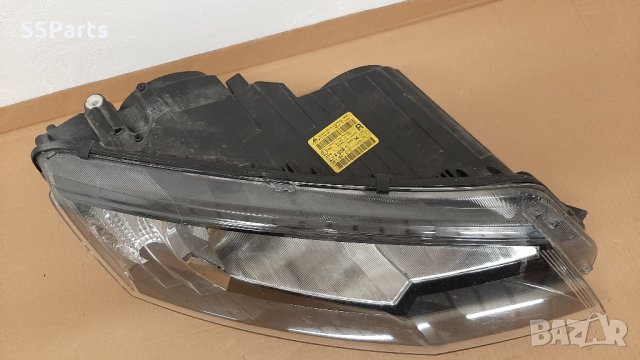 Skoda Oktavia 2015г - десен фар, снимка 3 - Части - 37140834