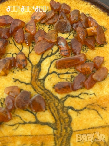 Съветска старинна картина от балтийски кехлибар , снимка 2 - Картини - 52814681