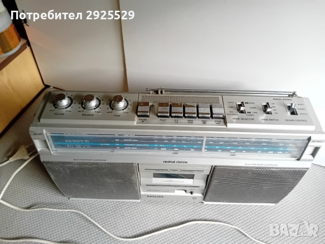 Радиокасетофон PHILIPS, снимка 2 - Радиокасетофони, транзистори - 49103907