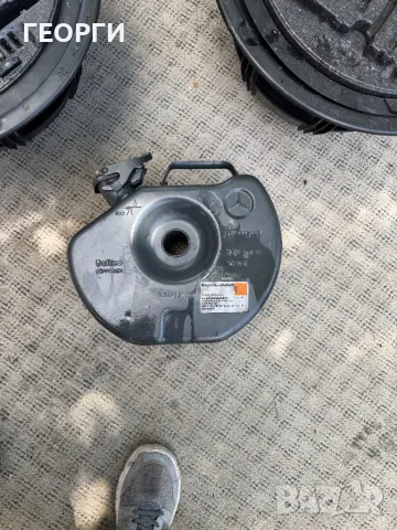Реэервна гума и аксесоари эа мерцедес w220, снимка 2 - Гуми и джанти - 50333210