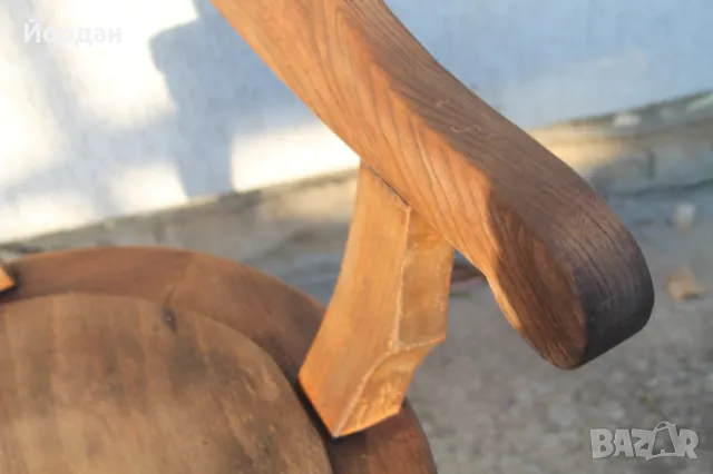 Дървен бръснарски стол, снимка 6 - Антикварни и старинни предмети - 47853914