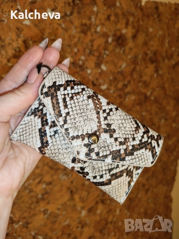 Дамска мини чанта , снимка 2 - Чанти - 52460640