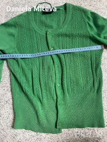 Дамска жилетка, снимка 3 - Жилетки - 40498633