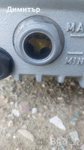 Вакуум помпа BUSCH KB 0040 D 100, снимка 4 - Други машини и части - 49785858