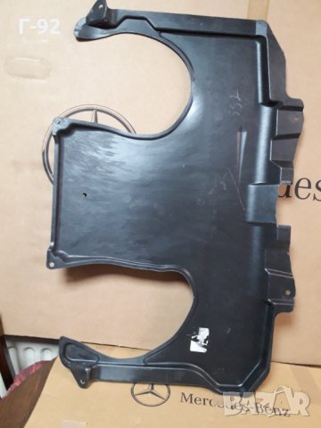 A2205246330**NEU**MERCEDES-BENZ**W220**W215**КОРА ПОД ДВИГАТЕЛ**, снимка 2 - Части - 33597858