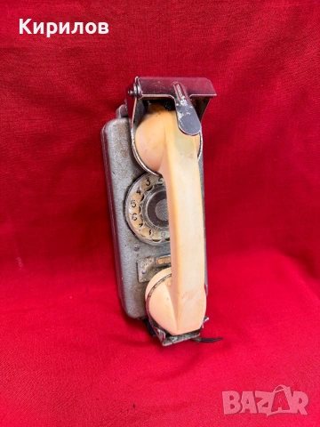 Стар колекционерски телефон!